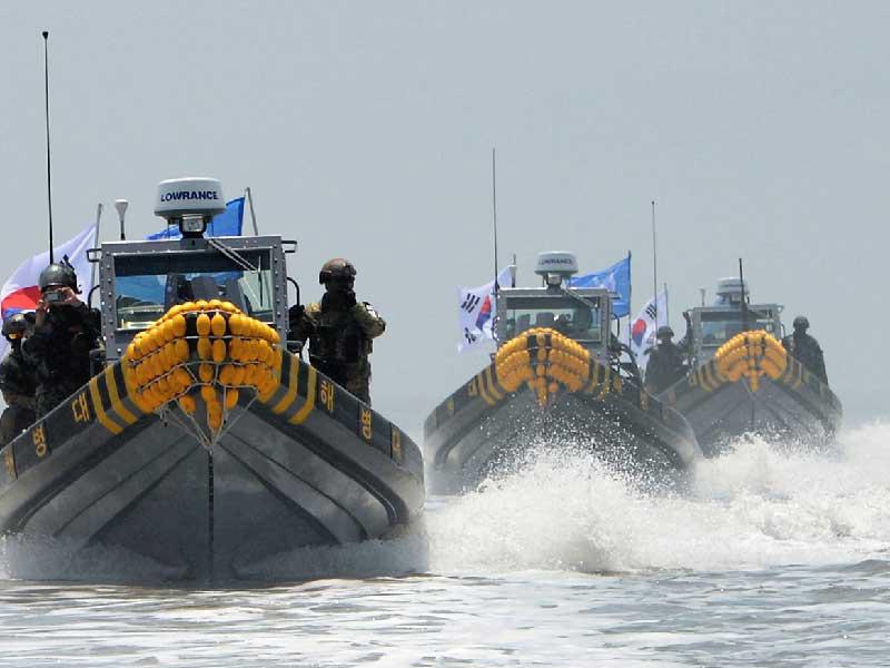 سيول تحتجز قارب صيد كورياً شمالياًn