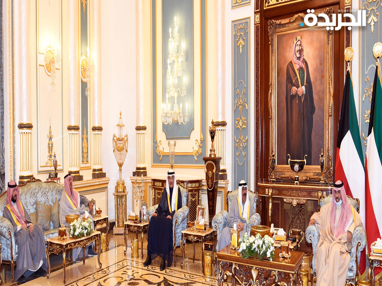 سمو الأمير يستقبل وزيري الداخلية والدفاع