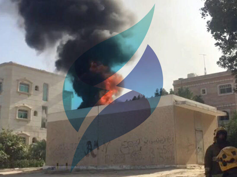 أحد محولات الكهرباء بالعدان أثناء احتراقهt(أرشيف)
