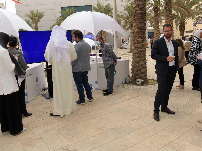  جانب من المعرض 