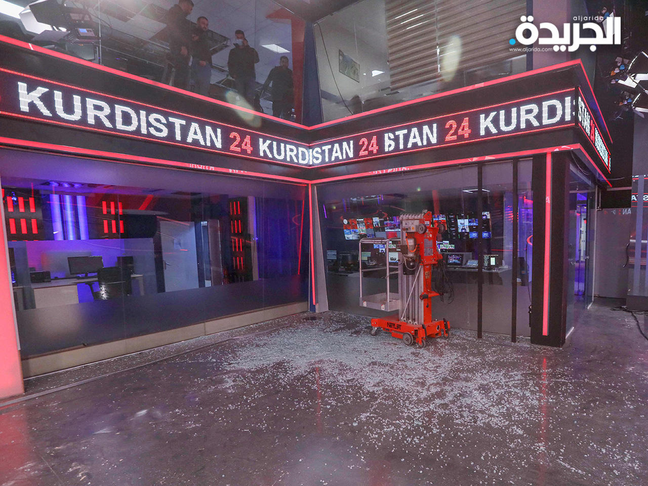 جانب من الدمار الذي لحق بمبنى قناة كوردستان 24 إثر الهجوم