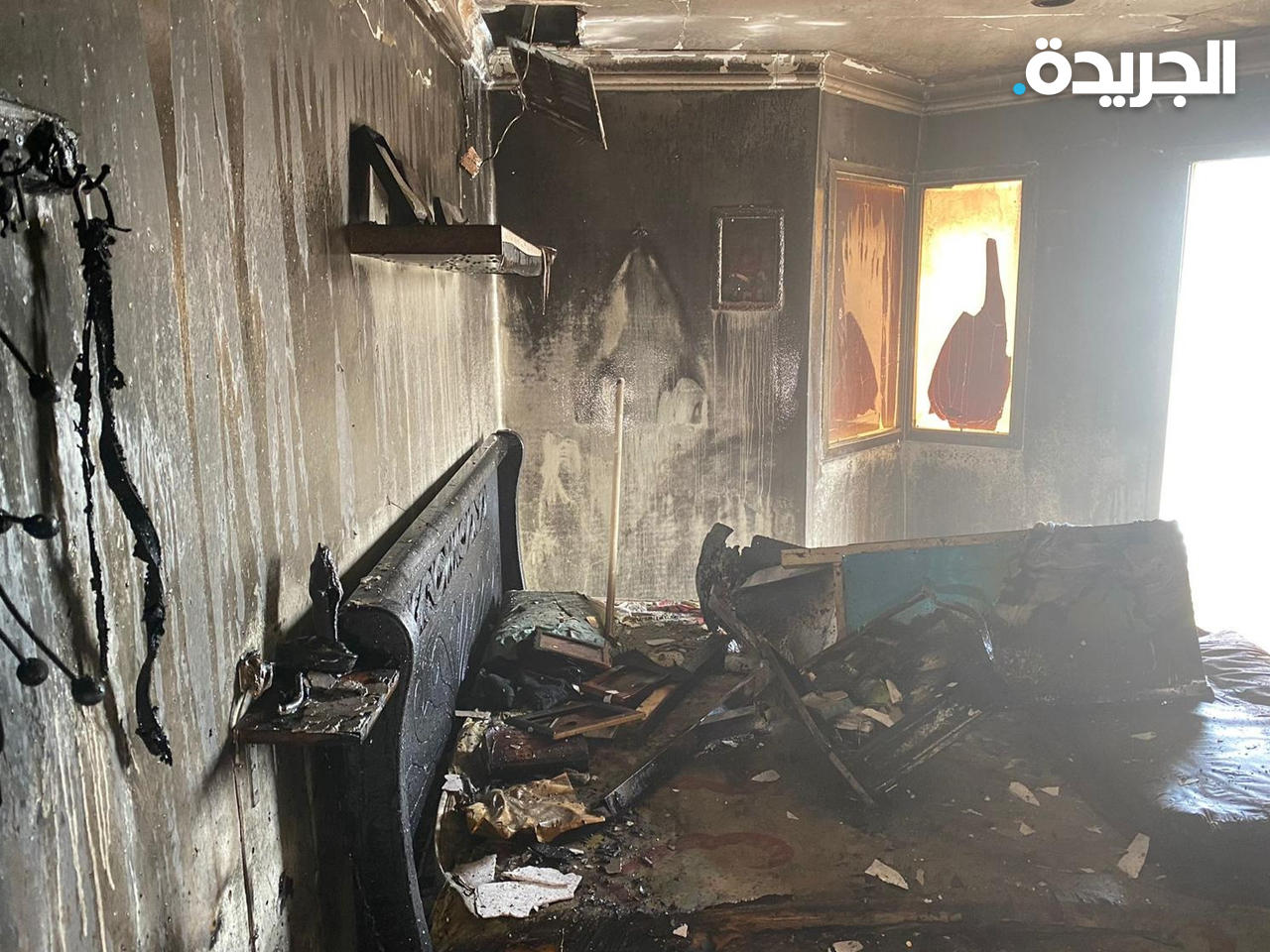 جانب من الحريق