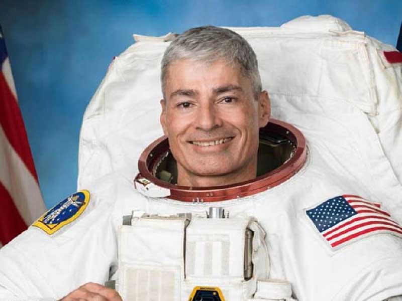 رائد الفضاء الأميركي مارك فاندي هاي