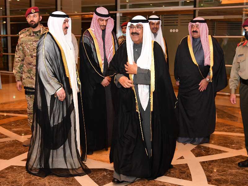 وصول سمو ولي العهد الشيخ مشعل الأحمد إلى استاد جابر