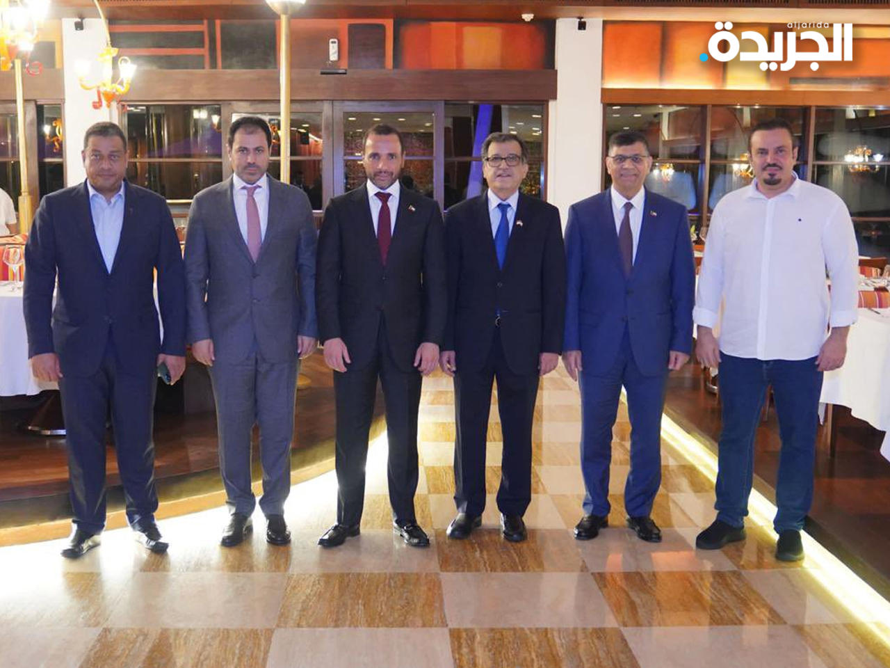 الغانم متوسطاً الوفد المرافق