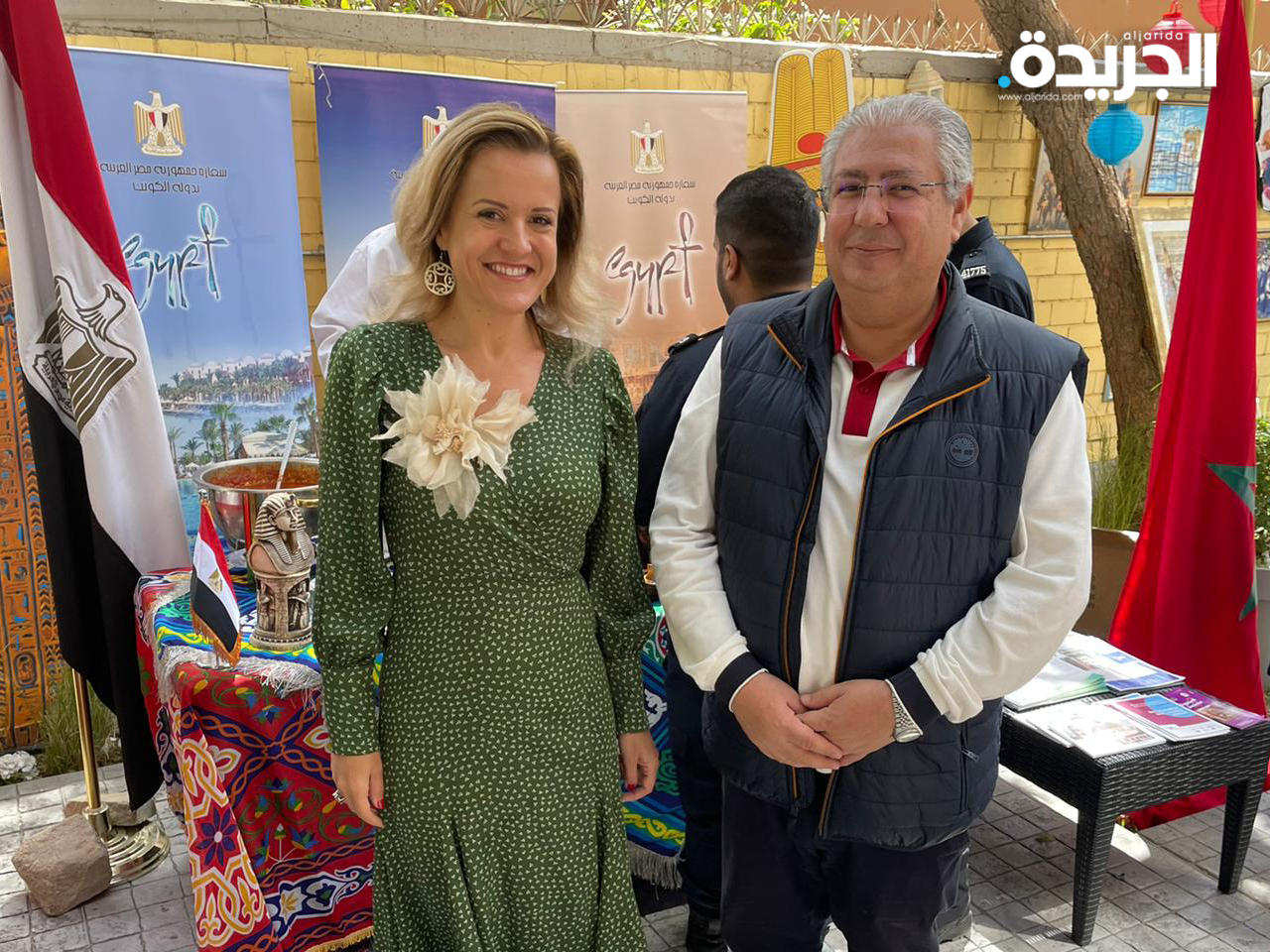 السفيرة الفرنسية والسفير المصري يشاركان في «البازار»