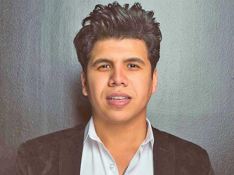 المطرب عمر كمال