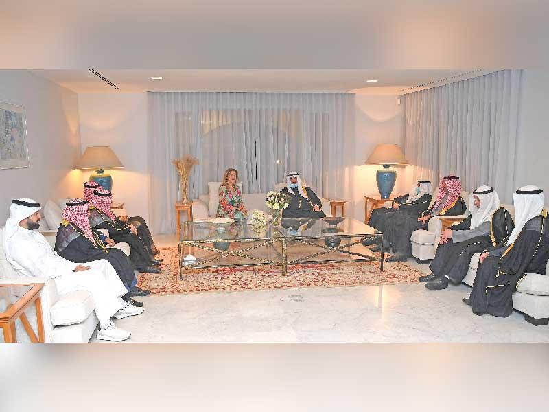 المحمد ولوفليشر خلال الاحتفال بشهر الفرانكوفونية ومرور 10 سنوات على إنشاء «المعهد الفرنسي في الكويت»