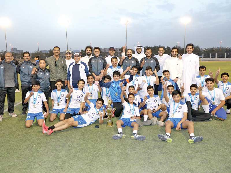 أبطال الجهراء يحملون كأس المحافظات