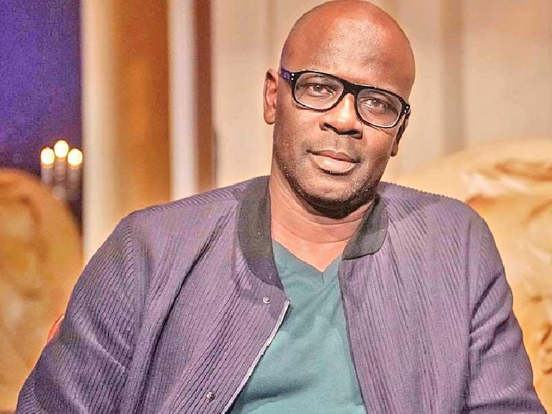 اللاعب الفرنسي السابق ليليان تورام 