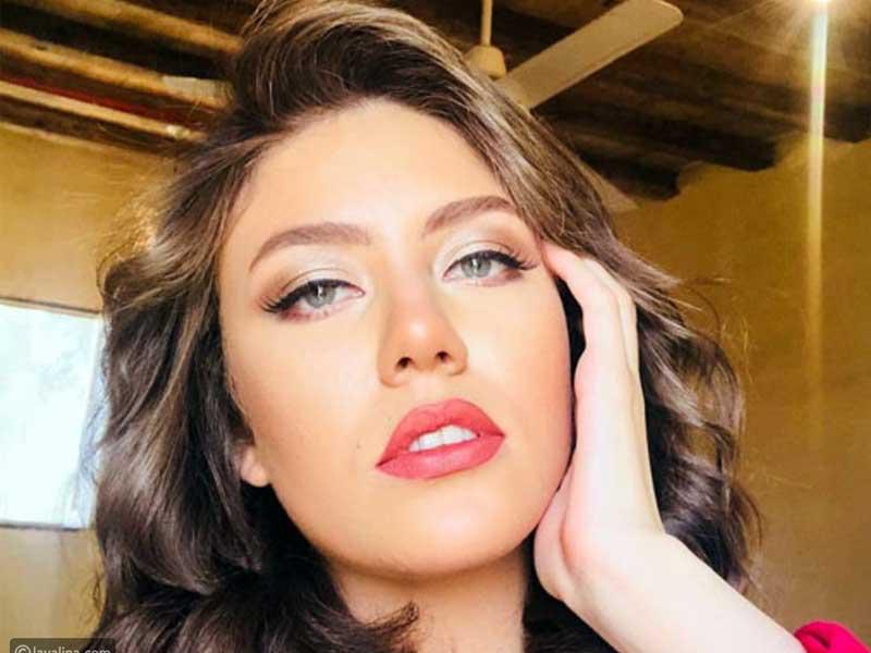 الفنانة رحمة حسن