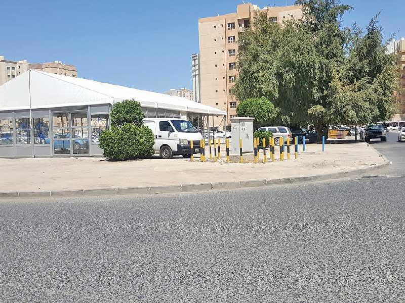 بدء نصب الخيام استعداداً للولائم الرمضانية