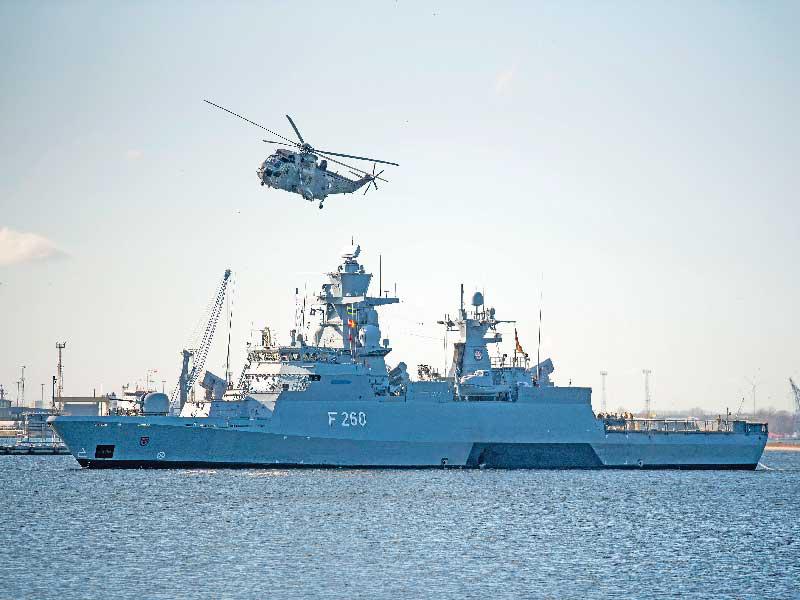 بارجة ألمانية قبالة لبنان قبل أيام (د ب أ )