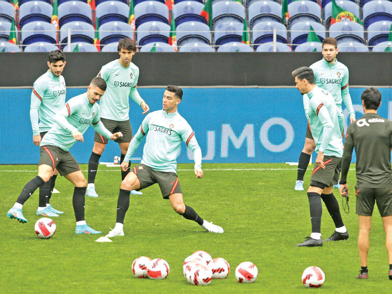 جانب من تدريبات المنتخب البرتغالي