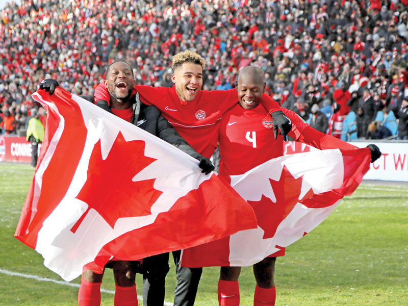 فرحة لاعبي منتخب كندا بعد التأهل