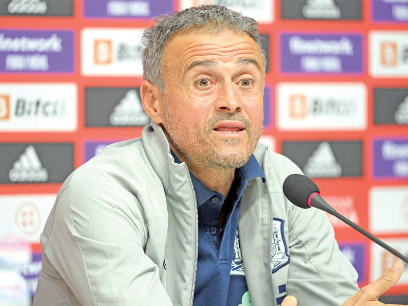  مدرب المنتخب الإسباني الأول لكرة القدم، لويس إنريكي