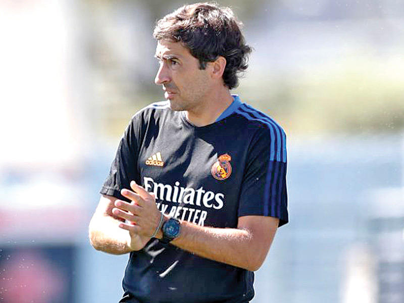 المدير الفني لكاستيا راؤول غونزاليس