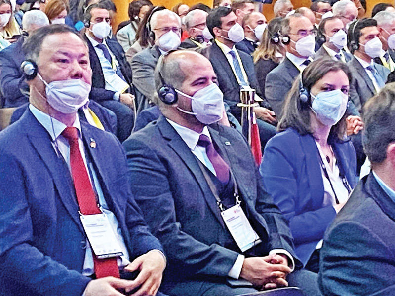 الشيخ عبدالله الأحمد يترأس وفد الكويت بحوار الطاقةn