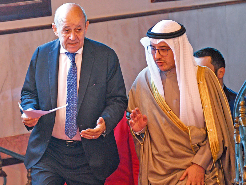 الناصر ولودريان قبيل المؤتمر الصحافي أمس ( تصوير نوفل إبراهيم)