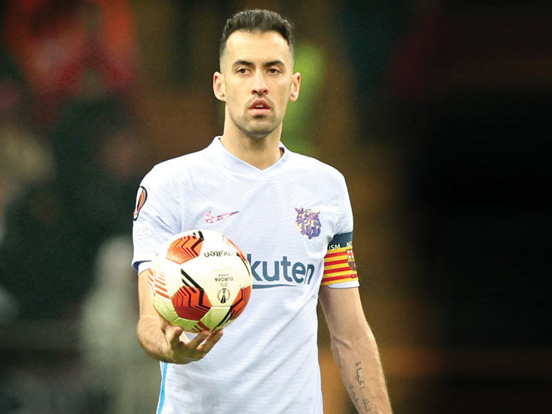 قائد برشلونة سيرجيو بوسكيتس