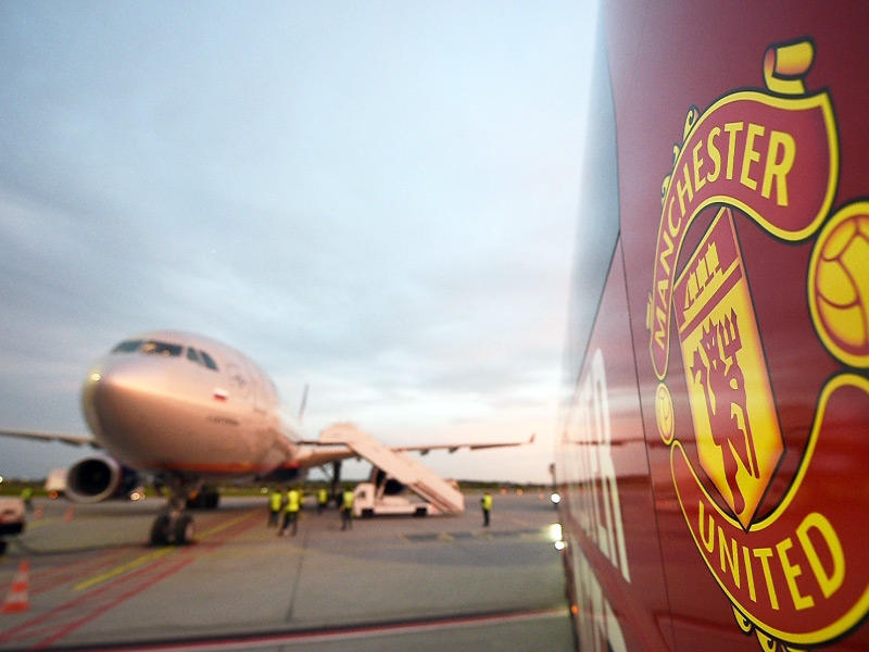 مانشستر يونايتد يجول حول العالم