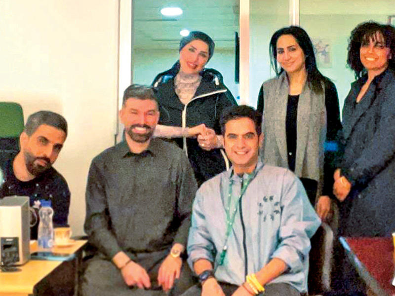 فريق عمل البرنامج