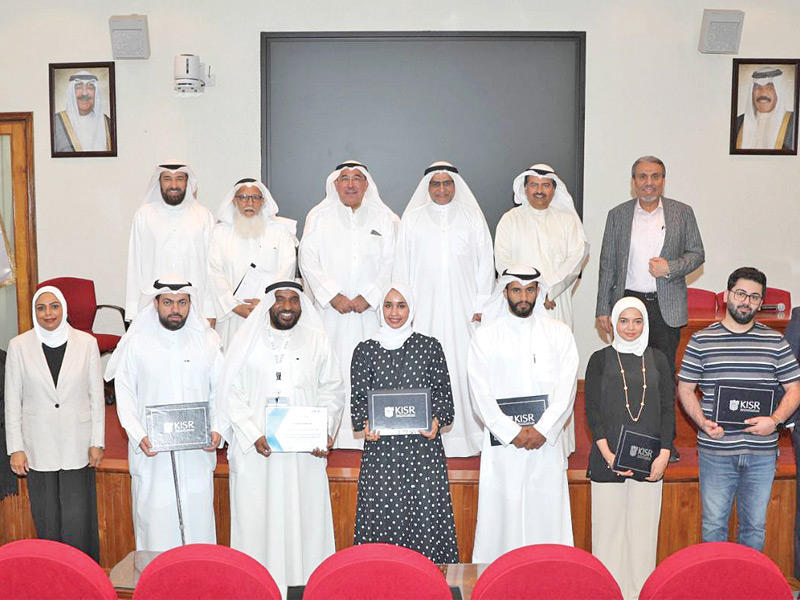 المشاركون في البرنامج التدريبي للاستزراع السمكي