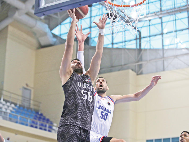 جانب من مباراة كرة السلة بين الجهراء والقرين