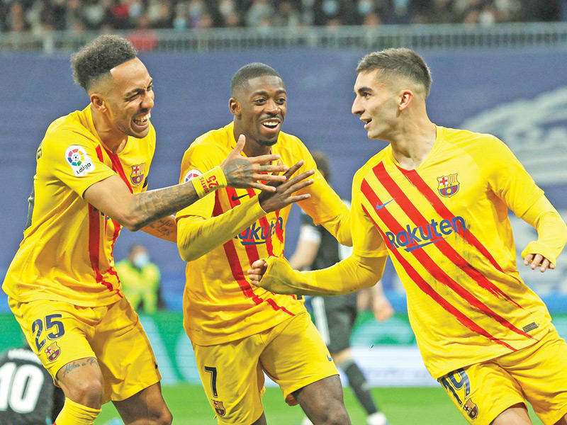 لاعبو برشلونة خلال مباراة سابقة