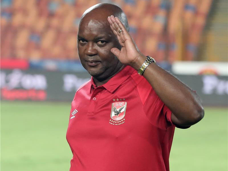 مدرب نادي الأهلي بيتسو موسيماني