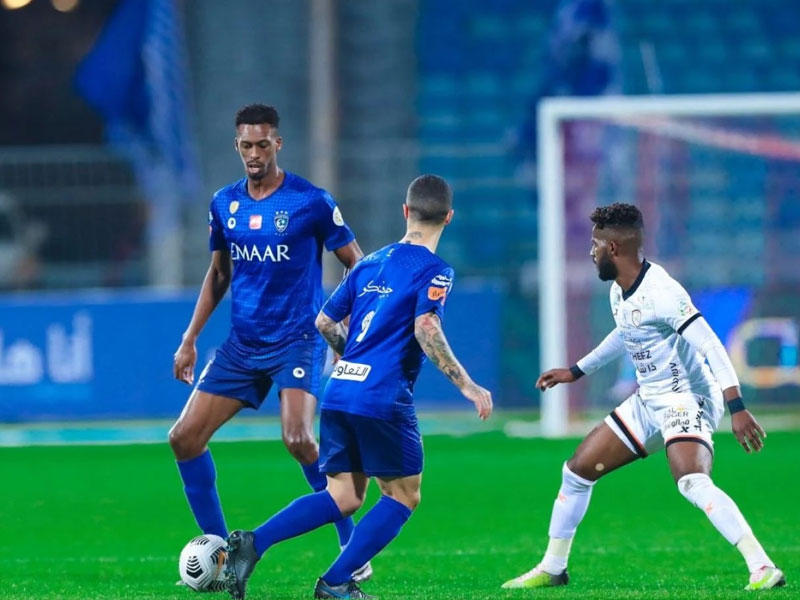 «قمة سعودية» في نصف نهائي كأس الملك