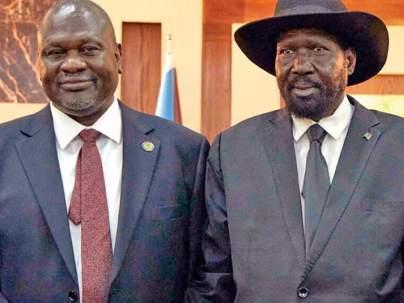 رئيس جنوب السودان سلفا كير، ونائبه رياك مشار