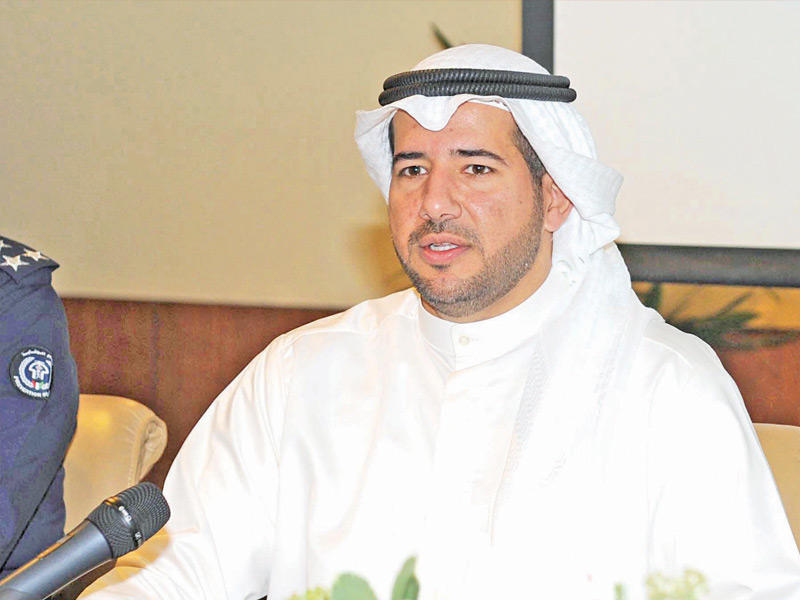 رئيس مجلس الادارة المدير العام للهيئة الشيخ عبدالله الأحمد