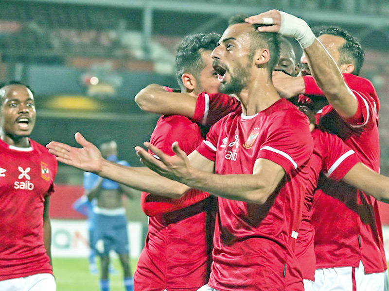 فرحة لاعبي الأهلي بتسجيل الهدف