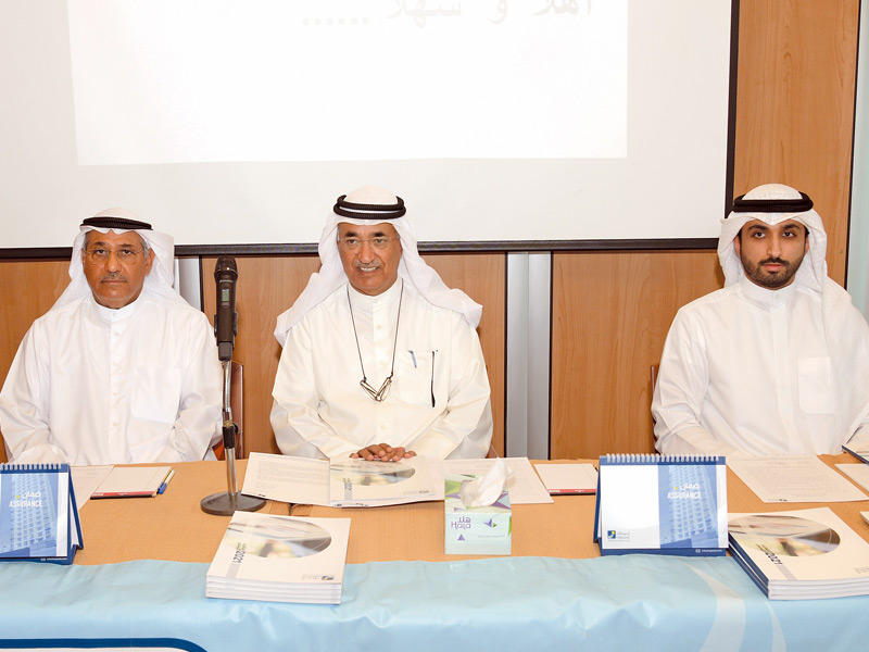 جانب من «العمومية» أمس