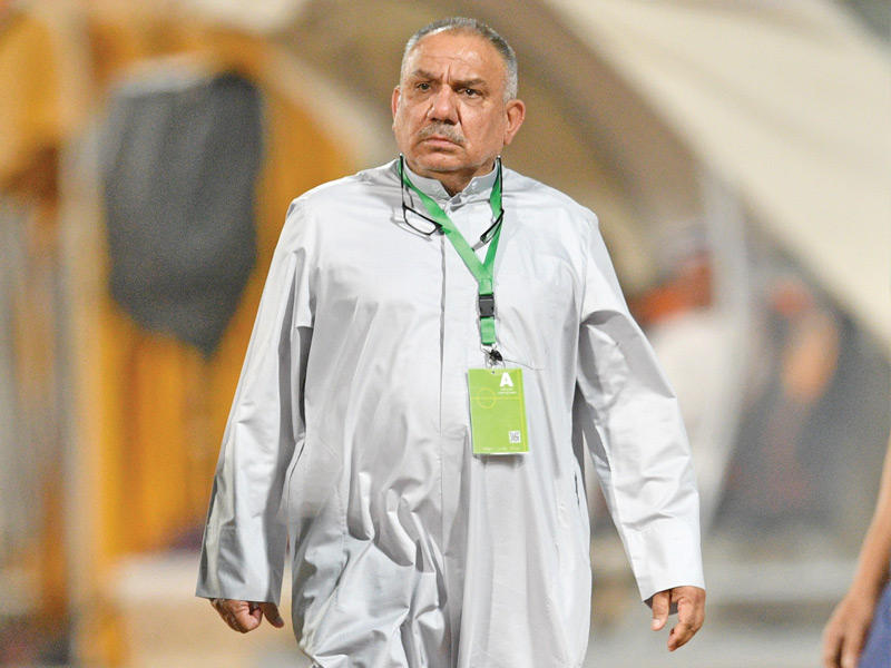 مدير جهاز الكرة بالنادي العربي علي مندني