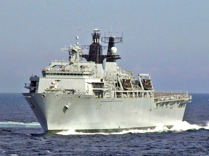 سرقة كبيرة لوقود الديزل في قاعدة بحرية مشددة الحراسة