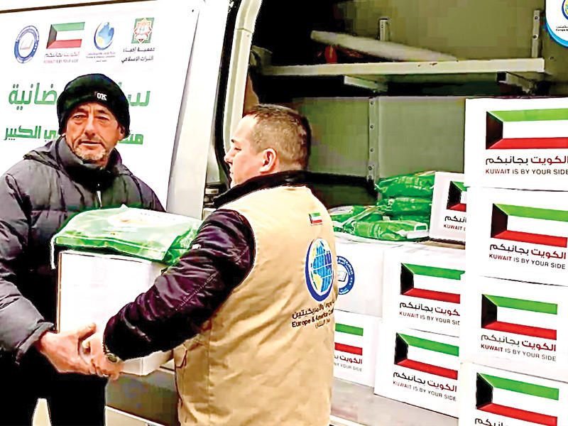 جمعية إحياء التراث الإسلامي توزع مساعدات للمحتاجين في ألبانياn