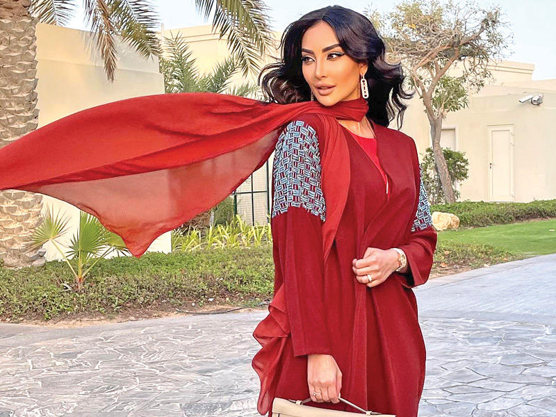 الفنانة نور الغندور  