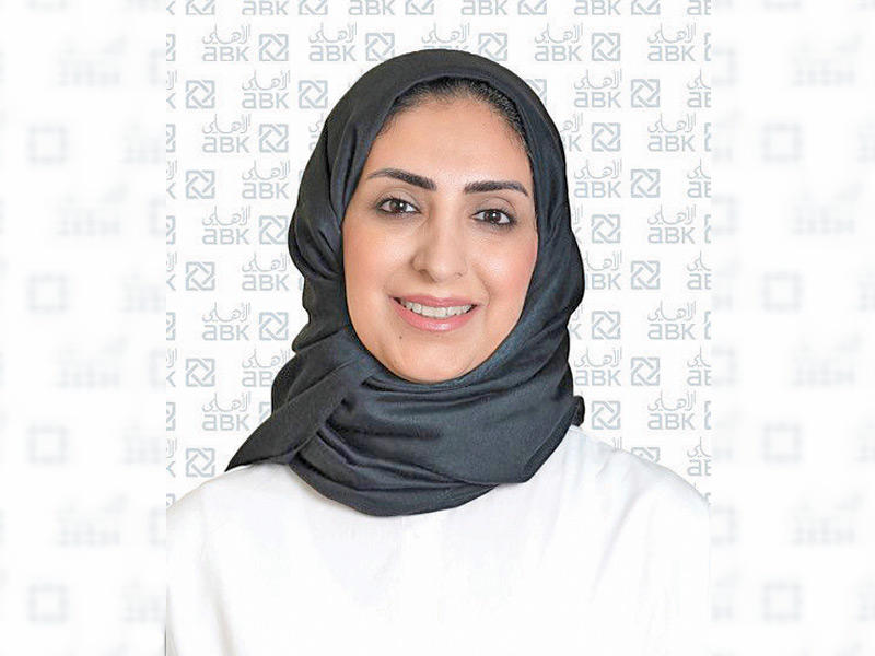  المديرة العامة لإدارة الخدمات المصرفية للأفراد (بالإنابة)، جهير معرفي