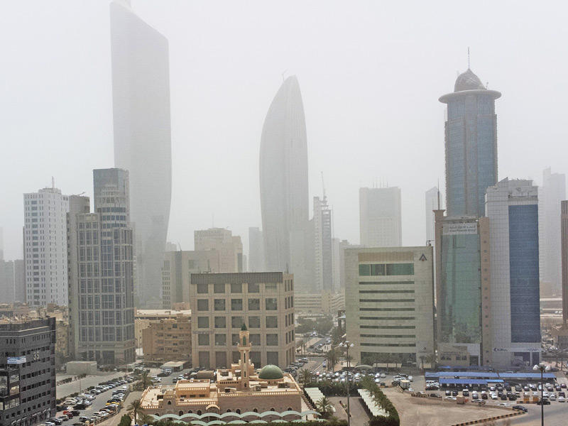 موجة الغبار كما بدت اليوم  (تصوير نوفل ابراهيم)