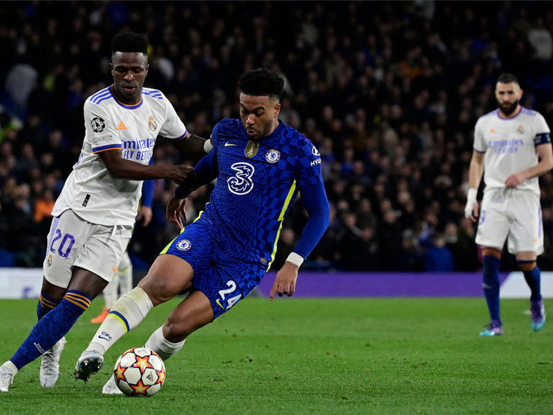 ريكي جيمس نجم تشلسي وفينيسيوس نجم الريال