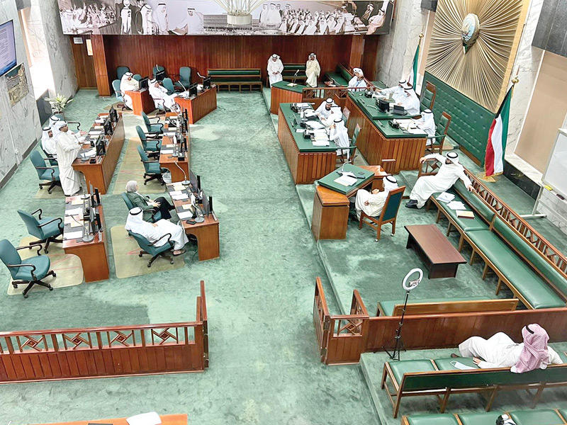 جانب من جلسة المجلس البلدي اليوم