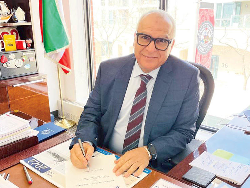 رئيس المكتب الثقافي الكويتي في كندا د. إسماعيل تقي