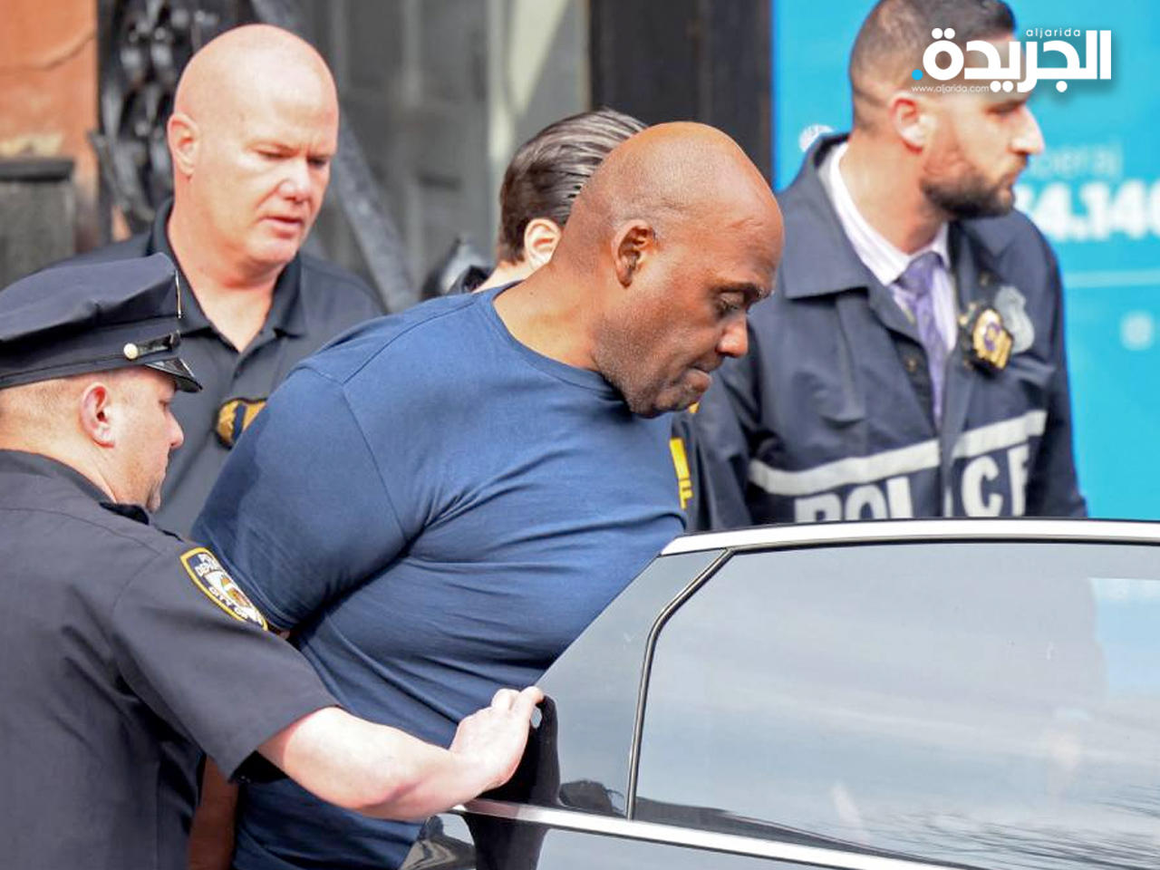 المشتبه به فرانك روبرت جيمس «62 عاماً» لحظة اعتقاله