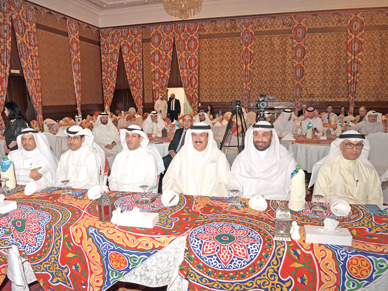 وزير التربية وزير التعليم العالي والبحث العلمي، د. علي المضف خلال غبقة «تدريس الجامعة» (تصوير ميلاد غالي)