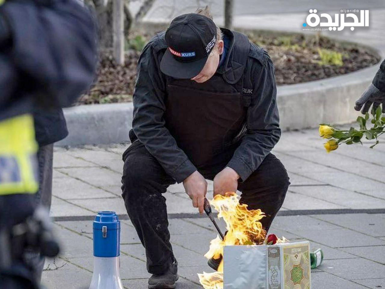 بالودان أثناء قيامه بحرق المصحف