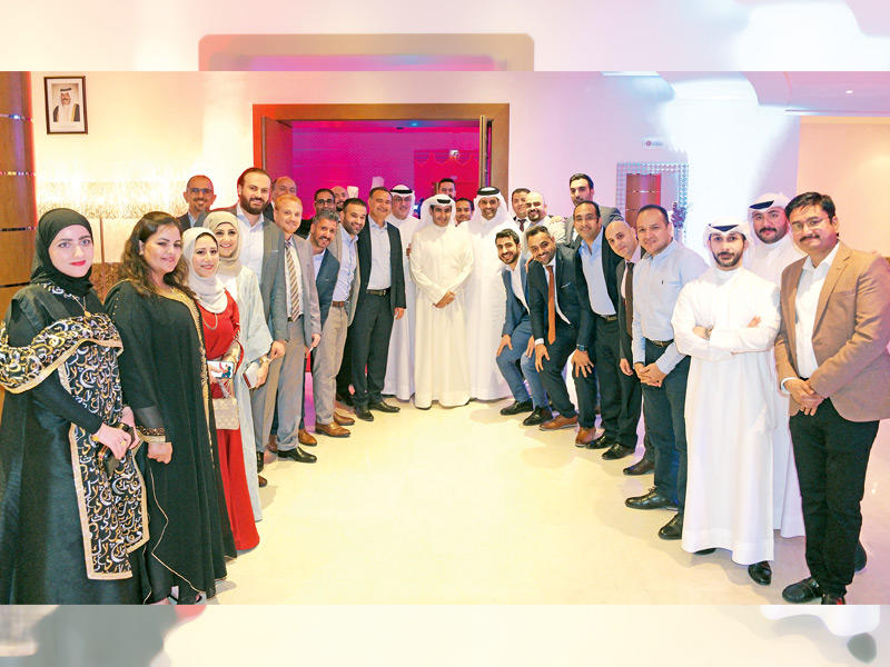 لقطة جماعية مع فريق Ooredoo