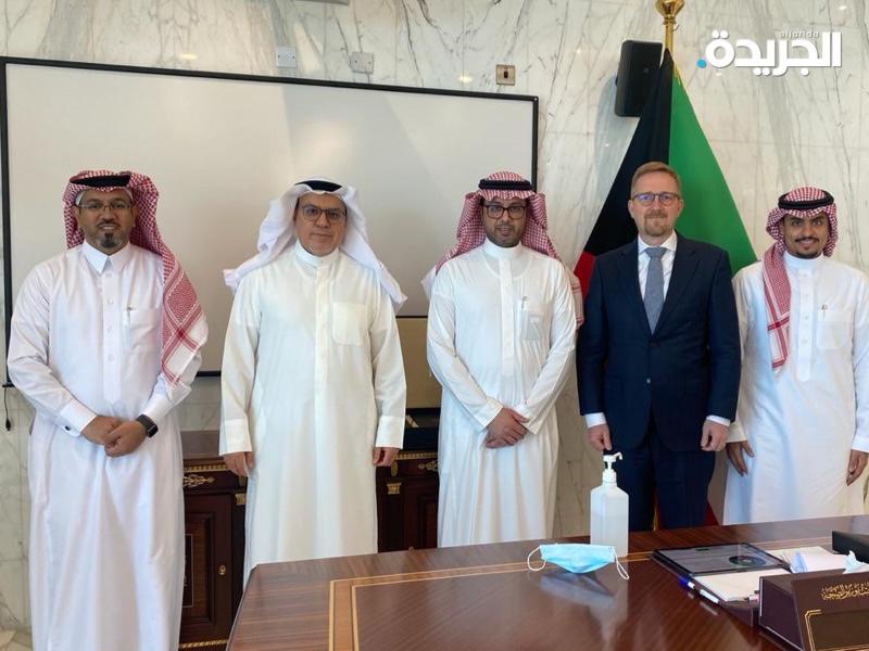 السعيد خلال استقباله المدير العام لمجلس الصحة لدول مجلس التعاون