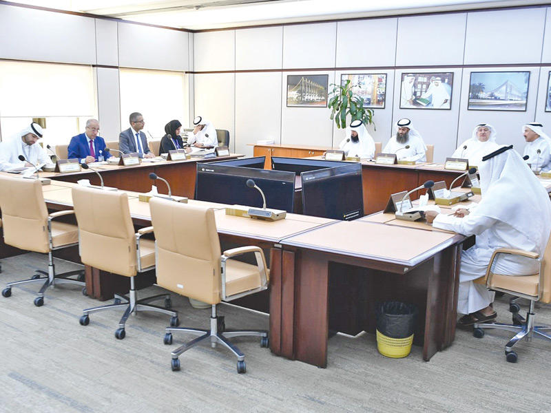 اجتماع اللجنة الصحية اليوم 